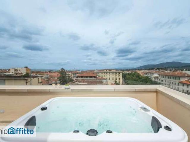 Appartamento arredato con terrazzo Centro storico