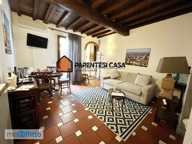 Appartamento arredato con terrazzo Centro storico