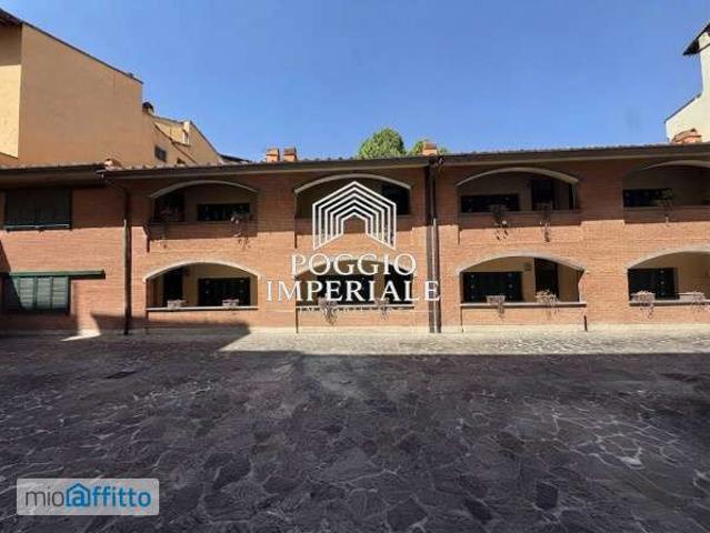 Appartamento arredato con terrazzo Centro storico