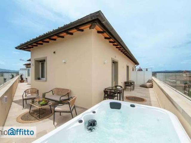 Appartamento arredato con terrazzo Centro storico