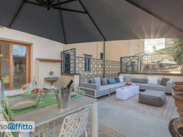 Appartamento arredato con terrazzo Centro storico