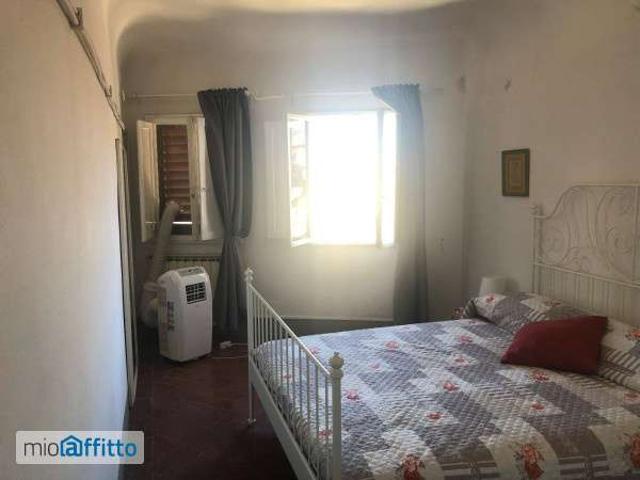 Appartamento arredato con terrazzo Centro storico