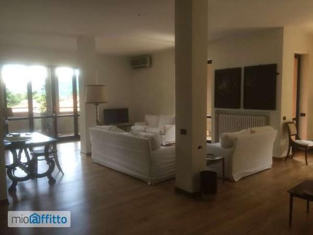Appartamento arredato con terrazzo Cernobbio