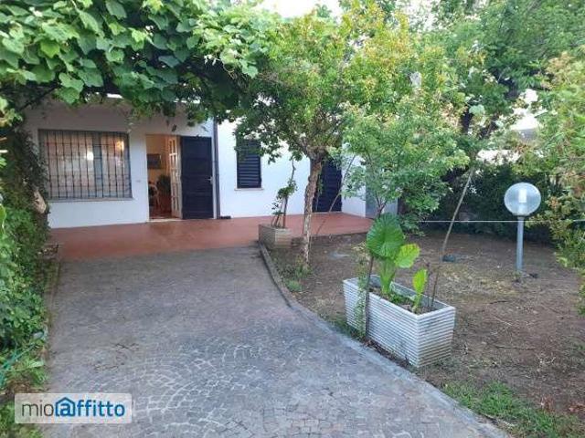Appartamento arredato con terrazzo Cerenova