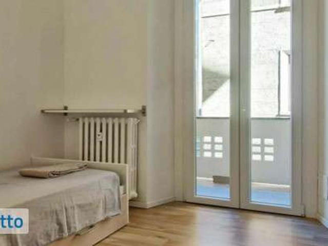 Appartamento arredato con terrazzo Certosa, quarto oggiaro, villa pizzone