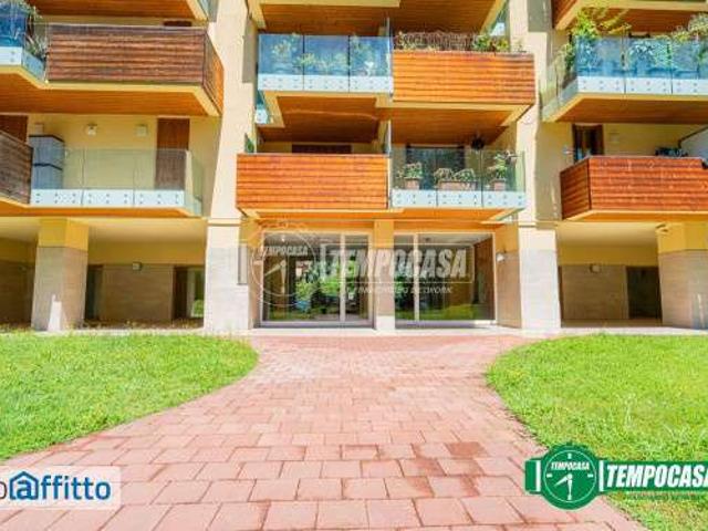 Appartamento arredato con terrazzo Certosa, quarto oggiaro, villa pizzone