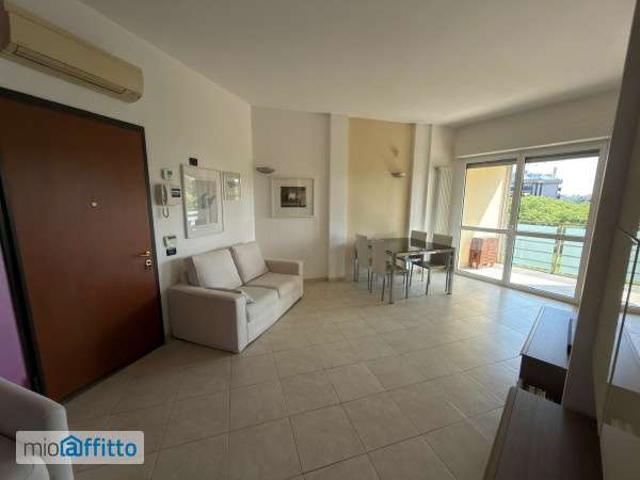Appartamento arredato con terrazzo Chiesa rossa, cermenate, ripamonti