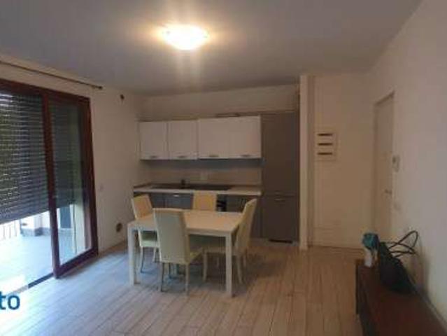 Appartamento arredato con terrazzo Chiesa rossa, cermenate, ripamonti