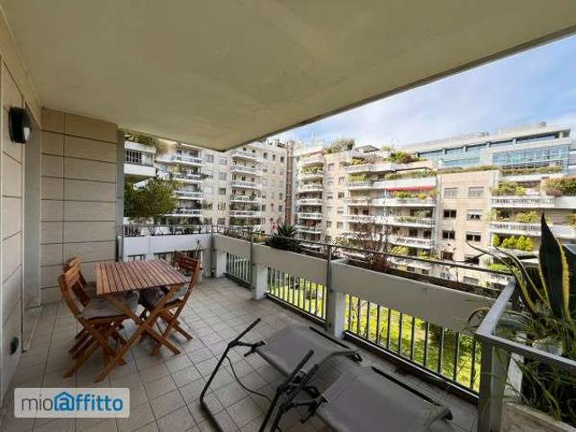 Appartamento arredato con terrazzo Chiesa rossa, cermenate, ripamonti