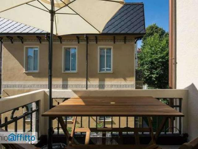 Appartamento arredato con terrazzo Cit turin