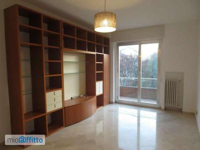 Appartamento arredato con terrazzo Città studi, lambrate, udine, loreto