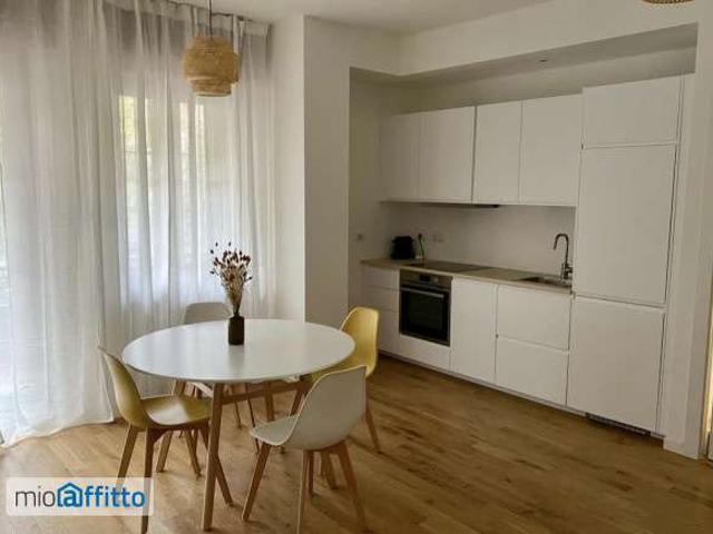 Appartamento arredato con terrazzo Città studi, lambrate, udine, loreto