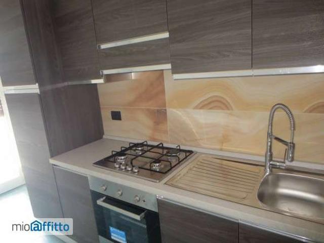Appartamento arredato con terrazzo Città studi, lambrate, udine, loreto