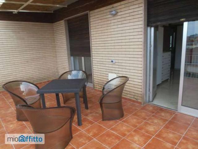 Appartamento arredato con terrazzo Città studi, lambrate, udine, loreto