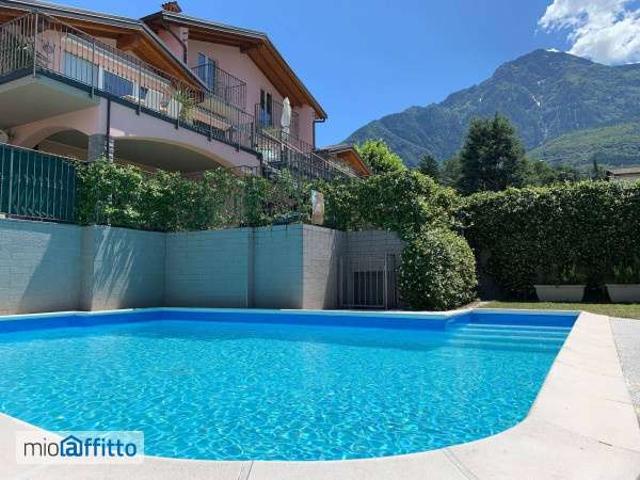 Appartamento arredato con terrazzo Colico piano