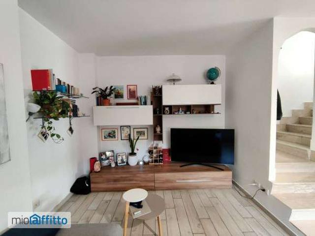 Appartamento arredato con terrazzo Colleverde