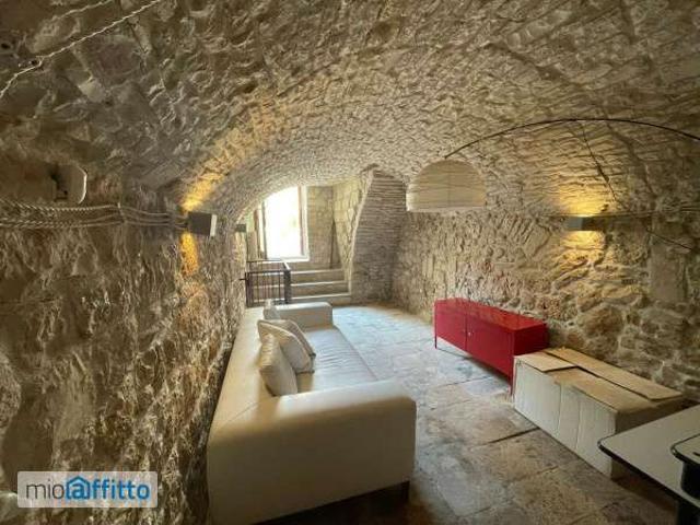 Appartamento arredato con terrazzo Corato