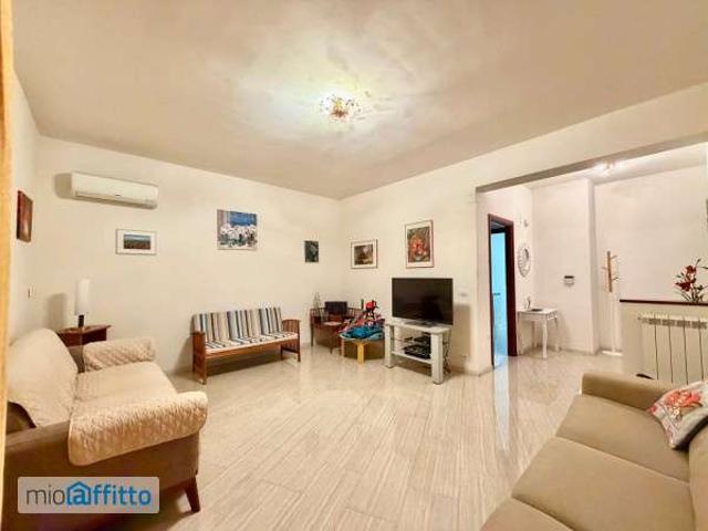 Appartamento arredato con terrazzo Cruillas