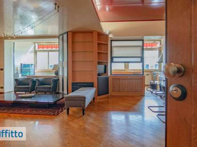 Appartamento arredato con terrazzo Eur, laurentino, checchignola, montagnola, fonte meravigliosa