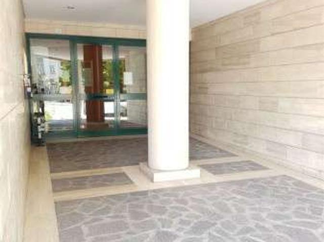 Appartamento arredato con terrazzo Eur, laurentino, checchignola, montagnola, fonte meravigliosa