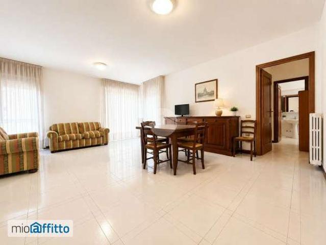 Appartamento arredato con terrazzo Eur, laurentino, checchignola, montagnola, fonte meravigliosa