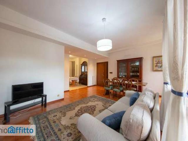 Appartamento arredato con terrazzo Eur, laurentino, checchignola, montagnola, fonte meravigliosa