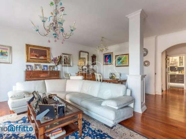 Appartamento arredato con terrazzo Eur, laurentino, checchignola, montagnola, fonte meravigliosa