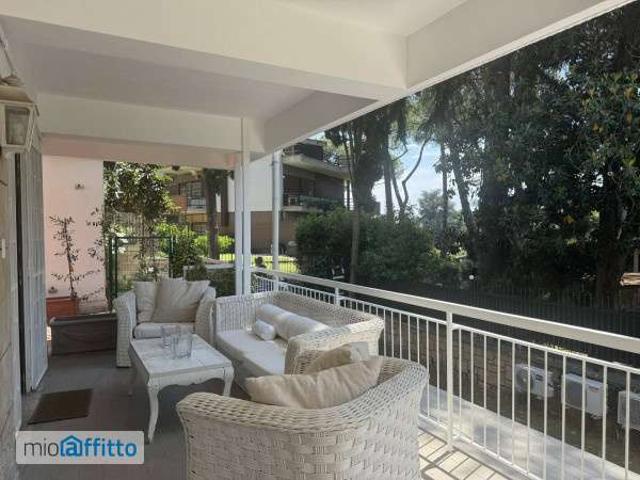 Appartamento arredato con terrazzo Eur, laurentino, checchignola, montagnola, fonte meravigliosa
