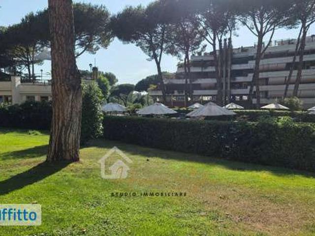 Appartamento arredato con terrazzo Eur, laurentino, checchignola, montagnola, fonte meravigliosa