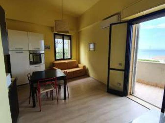 Appartamento arredato con terrazzo Fano