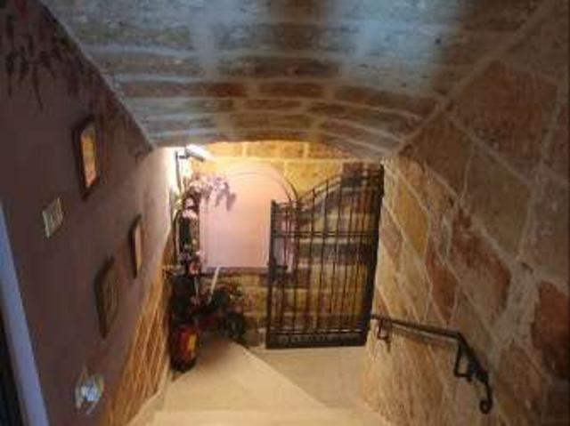 Appartamento arredato con terrazzo Felline