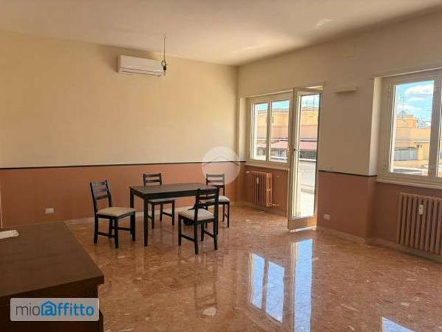 Appartamento arredato con terrazzo Flaminio, fleming, vigna clara, camilluccia