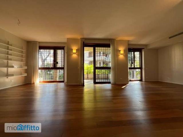 Appartamento arredato con terrazzo Flaminio, fleming, vigna clara, camilluccia