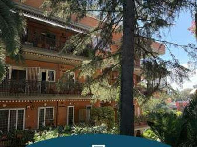 Appartamento arredato con terrazzo Flaminio, fleming, vigna clara, camilluccia
