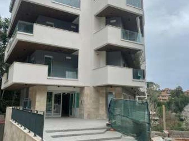Appartamento arredato con terrazzo Flaminio, fleming, vigna clara, camilluccia
