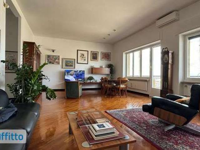 Appartamento arredato con terrazzo Foce