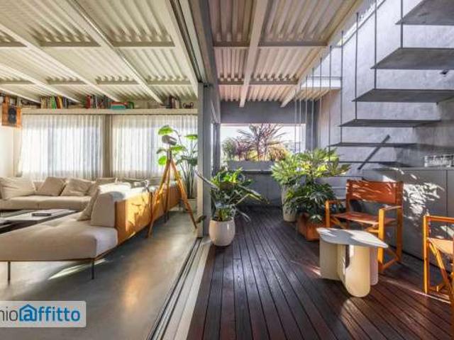 Appartamento arredato con terrazzo Garibaldi, isola, maciachini, monumentale