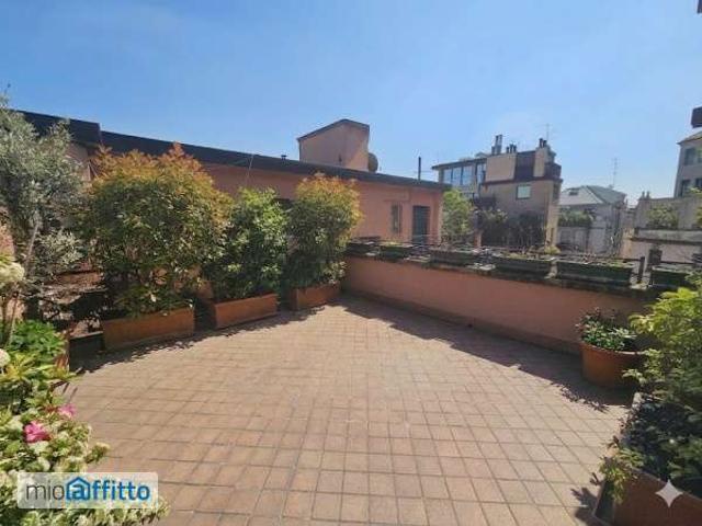 Appartamento arredato con terrazzo Garibaldi, isola, maciachini, monumentale