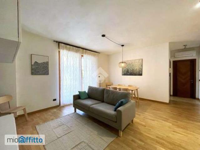 Appartamento arredato con terrazzo Garibaldi, isola, maciachini, monumentale