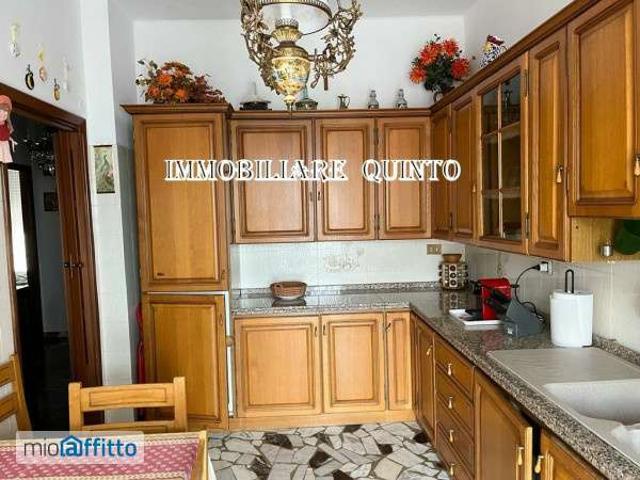 Appartamento arredato con terrazzo Genova