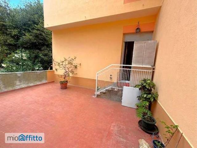Appartamento arredato con terrazzo Genova