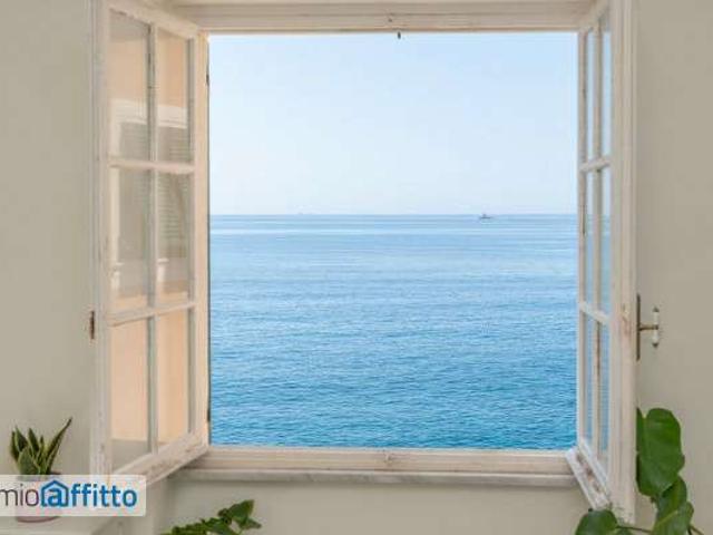 Appartamento arredato con terrazzo Genova