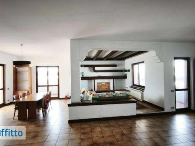 Appartamento arredato con terrazzo Gorle
