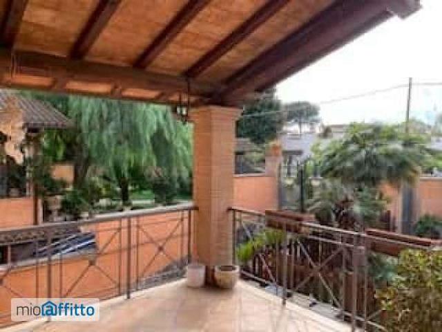 Appartamento arredato con terrazzo Infernetto, axa, casal palocco, madonnetta a roma