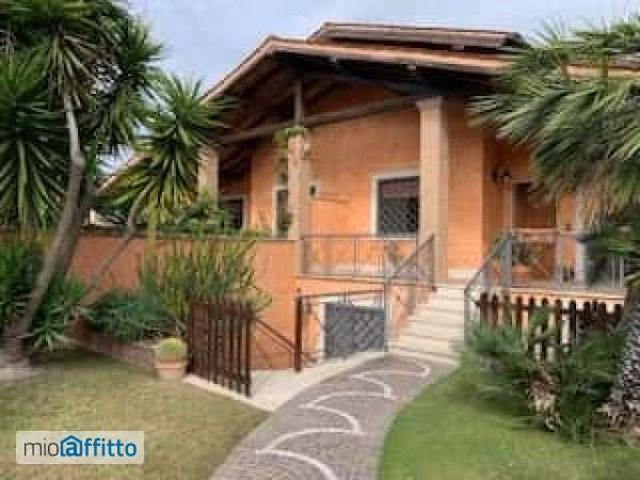 Appartamento arredato con terrazzo Infernetto, axa, casal palocco, madonnetta a roma