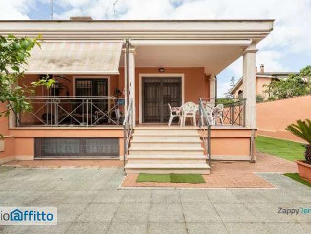 Appartamento arredato con terrazzo Infernetto, axa, casal palocco, madonnetta a roma