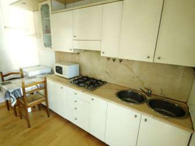 Appartamento arredato con terrazzo Intorno mura