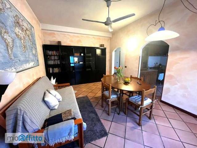 Appartamento arredato con terrazzo Isolotto e legnaia