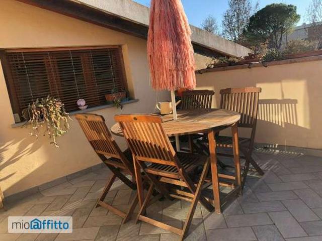 Appartamento arredato con terrazzo Isolotto e legnaia