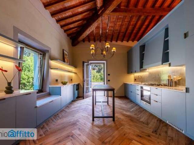 Appartamento arredato con terrazzo Isolotto e legnaia